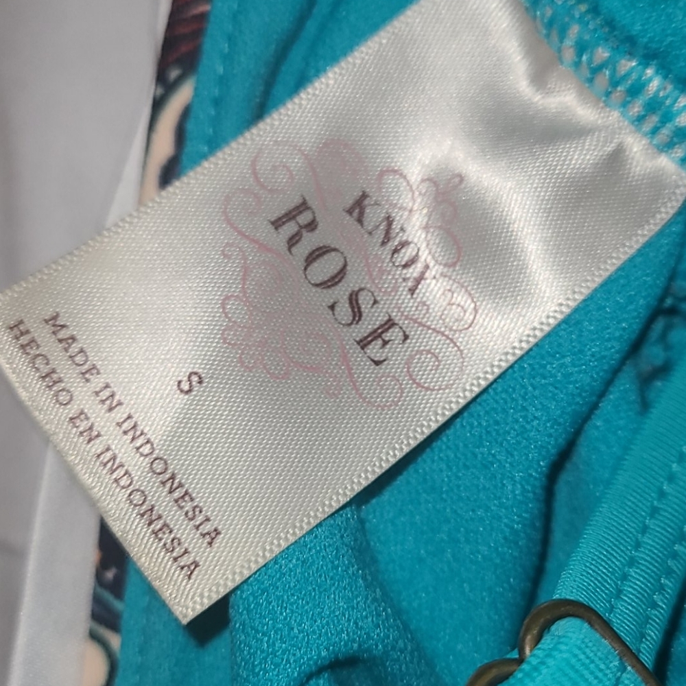 KNOX ROSE - Picture 3 of 4